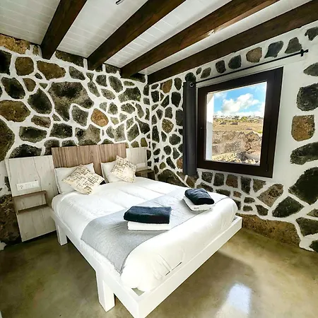 La Del Sol Villa La Asomada (Lanzarote)