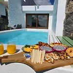 La Del Sol La Asomada (Lanzarote)